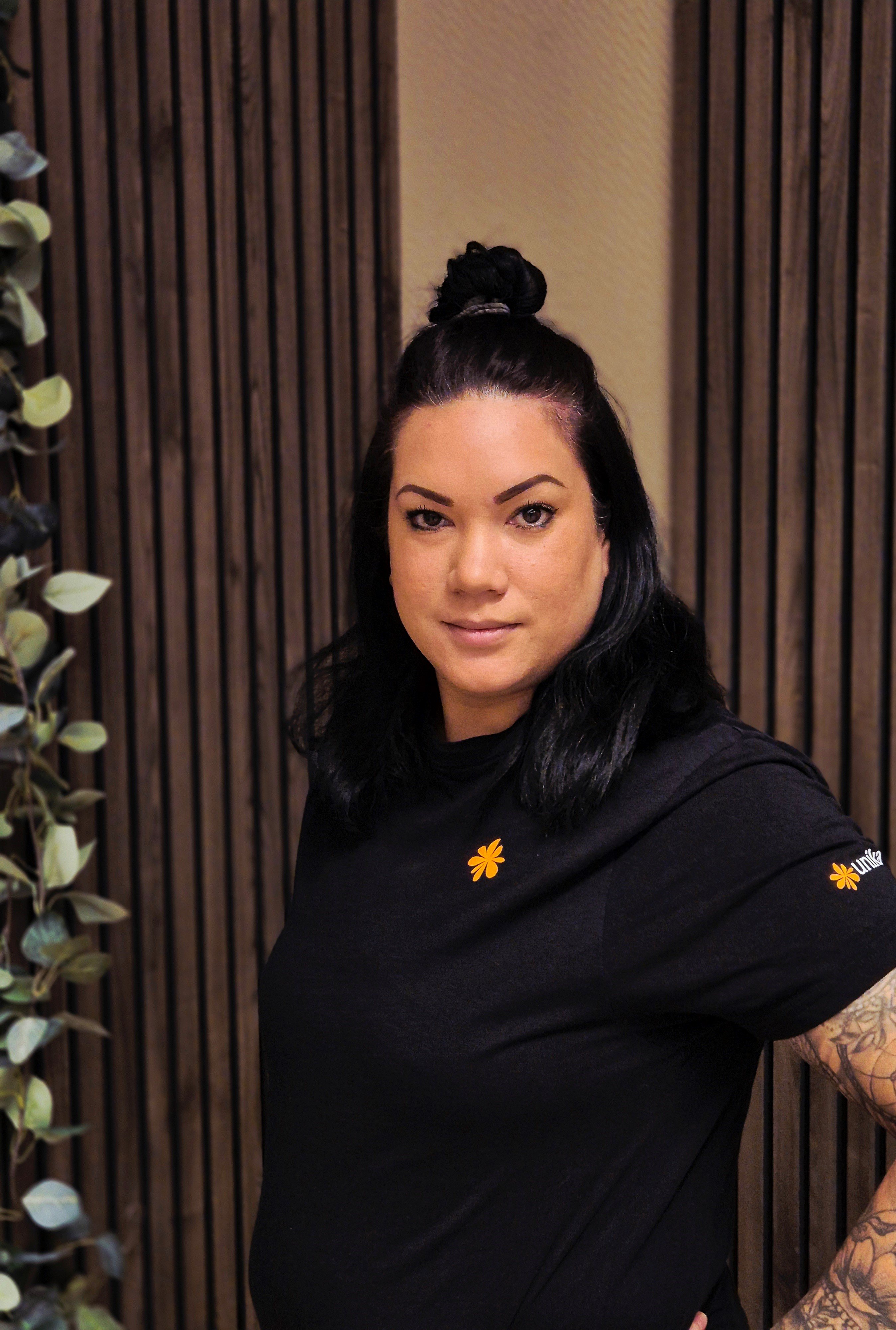 Angeline Stenberg, stödassistent på Unika