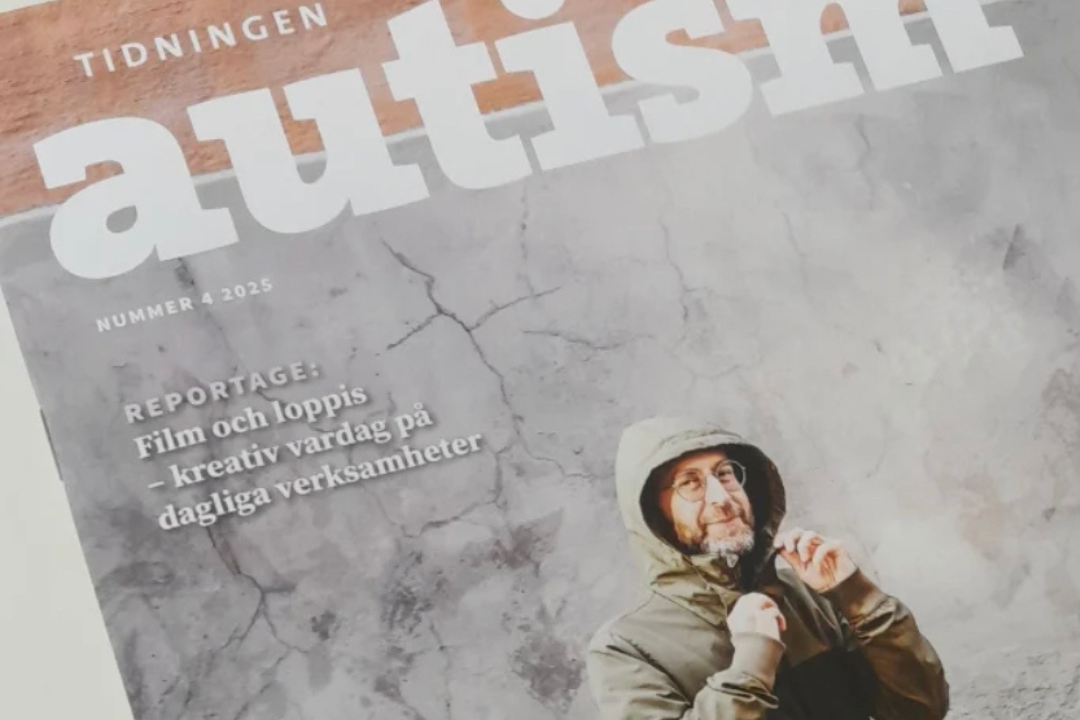En bild på själva tidningen med texten "Reportage: Film och loppis - kreativ vardag på dagliga verksamheter"